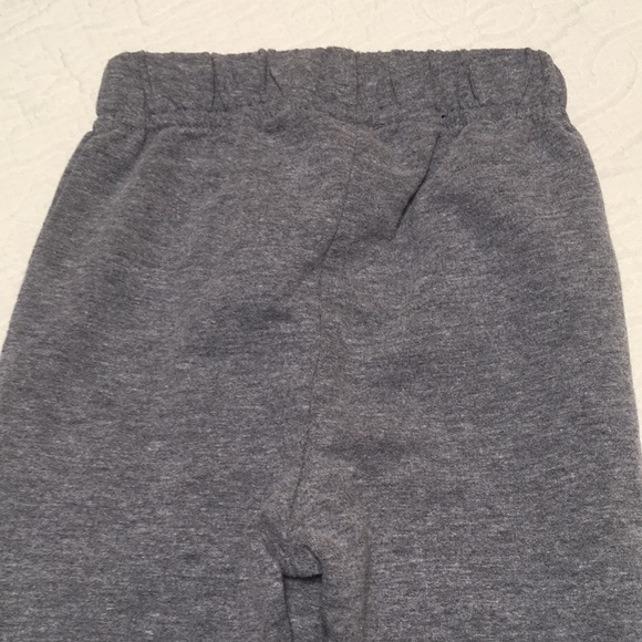 18m (4/$20) Star Wars Joggers - Picture 9 of 12